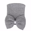 Baby newborn muts zwart wit gestreept