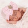 Newborn mutsje met strikje